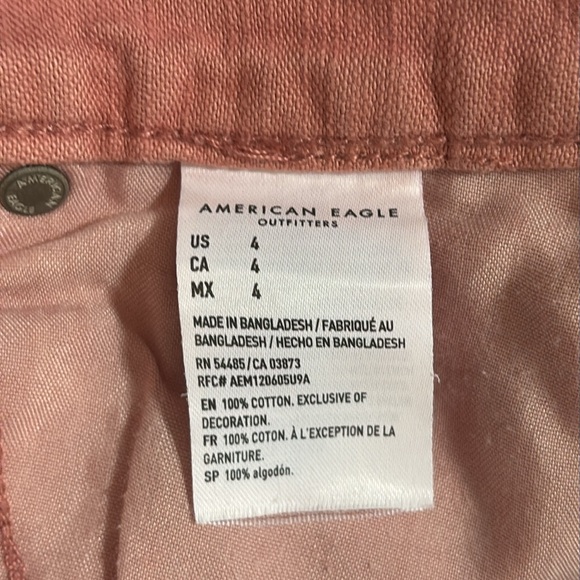 American Eagle AE Women's Highest Rise Mom Shorts Size 4 Washed Brick Distressed - Picture 3 of 4
